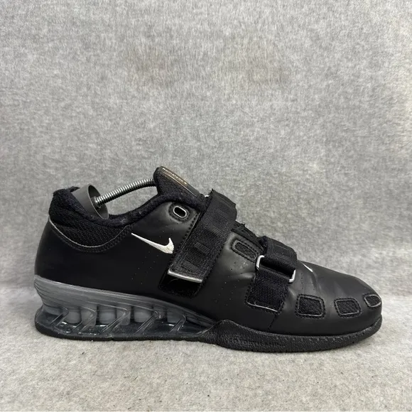 Nike Shoes Mens Size 10 Romaleos 2 Black Weightlifting Gym Sneakers 476927-010