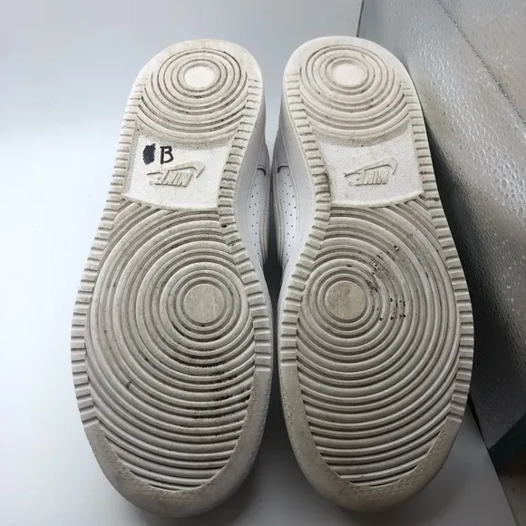 Nike Son Of Force womens sneakers size 7.5/ 6Y