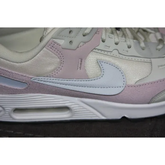Nike Womens Air Max 90 Futura Sneakers Pale Ivory Size 8.5 DM9922-106 $150