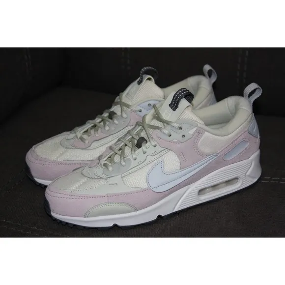 Nike Womens Air Max 90 Futura Sneakers Pale Ivory Size 8.5 DM9922-106 $150