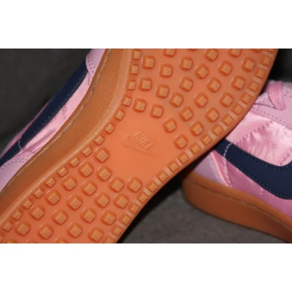 Nike Women's Field General Elemental Pink Gum Brown Casual Sneakers Size 9