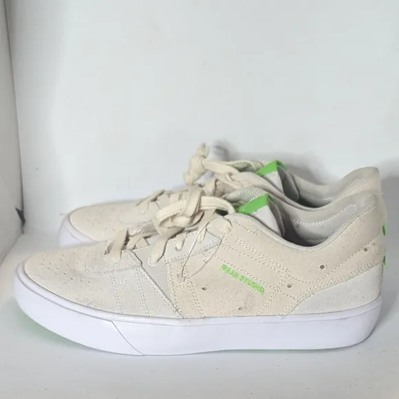 Nike Women's Jordan Series .05 White/Green Strike-Iris Whisper DM3383 Size 10.5