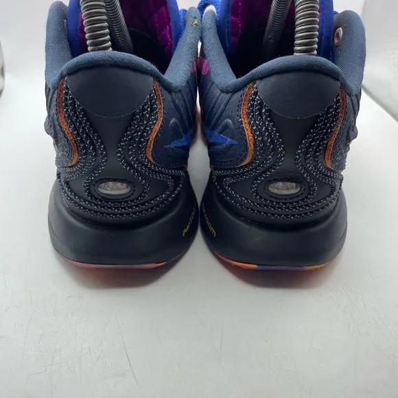 Nike X Lebron James XXI 21 James Welcome to Camp boys sneakers size 4
