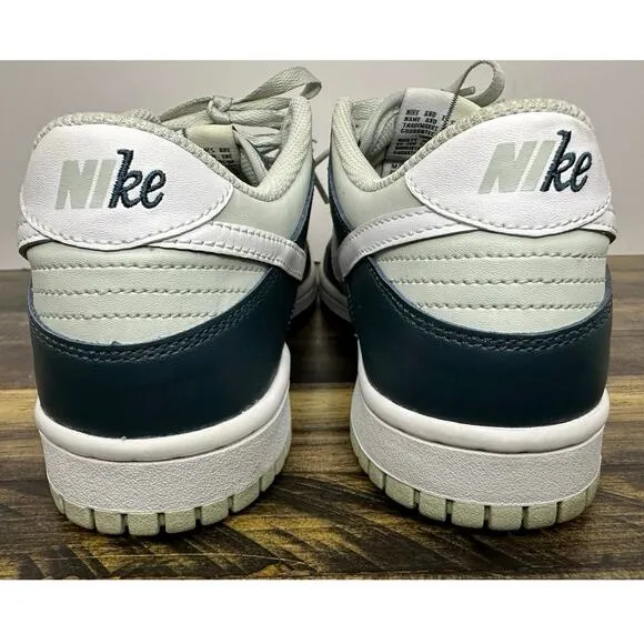Nike Youth Size 7 Low Dunks – Deep Jungle Green Sneakers Iconic Stylish Sneaker