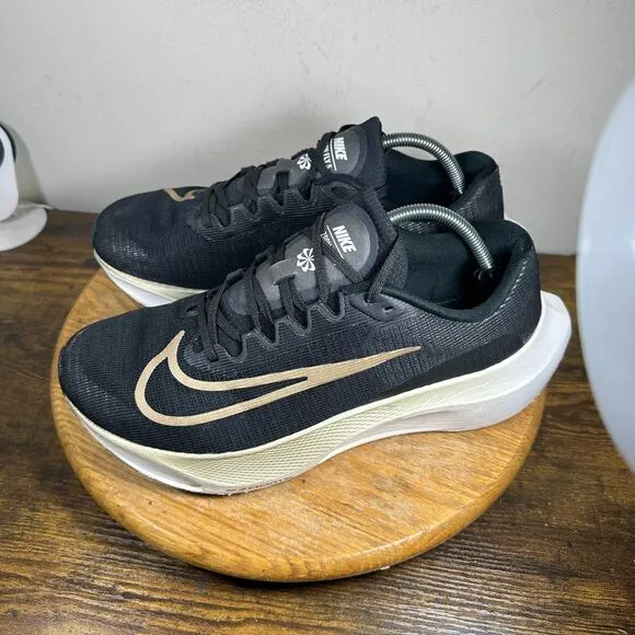 Nike Zoom Fly 5 Black Gold Shoe Sneakers Men's Size 11.5 DM8968-002
