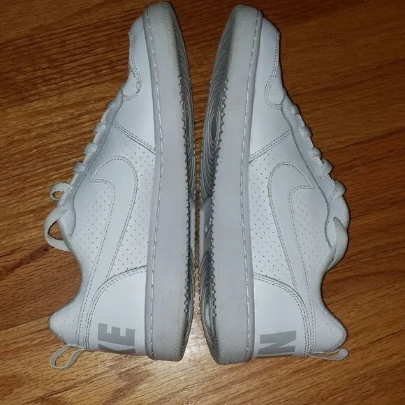 Nike Court Borough Sneakers