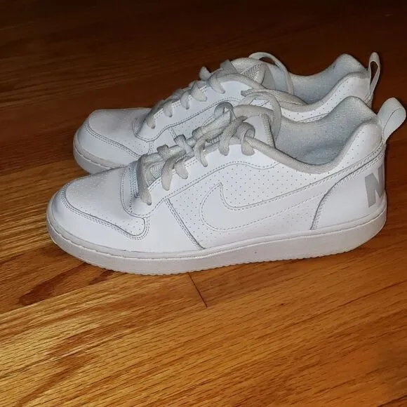 Nike Court Borough Sneakers
