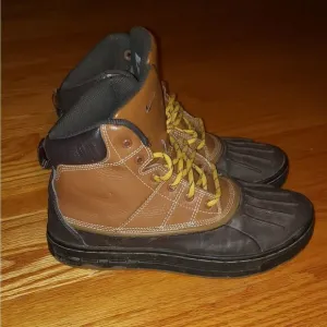 Nike Woodside 2 High ACG Sneakers