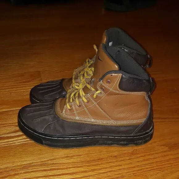 Nike Woodside 2 High ACG Sneakers