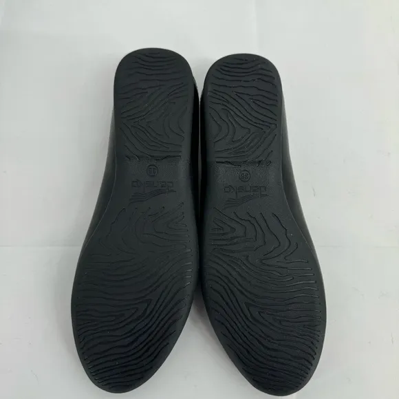 NWOB Dansko Womens Lace Loafers Shoes Size 38 US 7.5-8 Black Leather