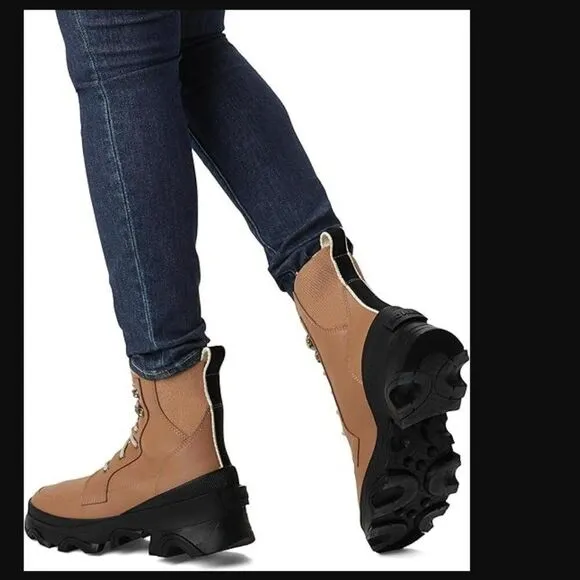 NWOB Sorel Brex Lace Waterproof Boot in Tawny Buff / Black | Size 10