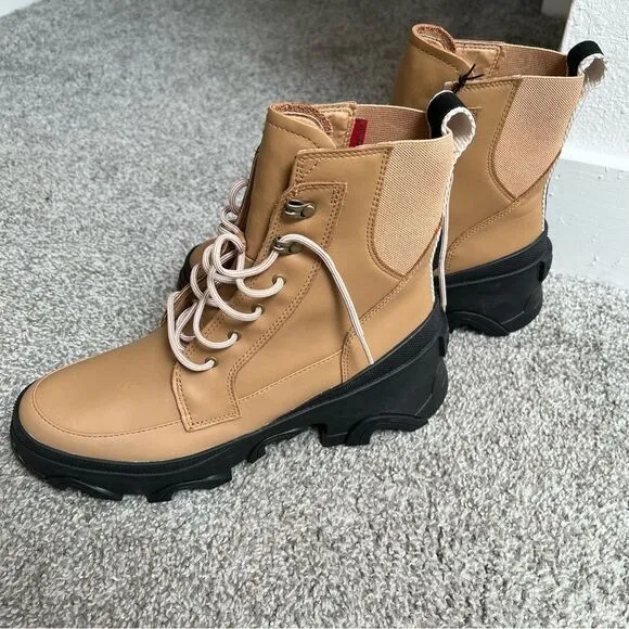 NWOB Sorel Brex Lace Waterproof Boot in Tawny Buff / Black | Size 10