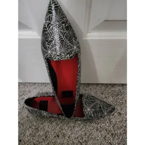 NWOB Strange Cvlt Spiderwed Dagger Flats Size 10