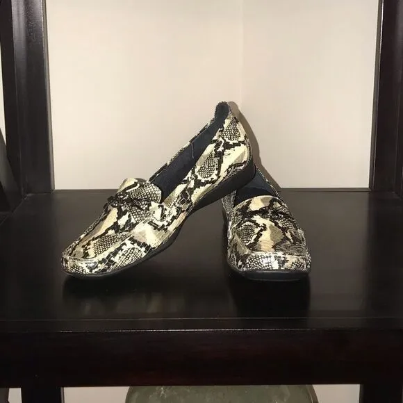 NWOB Bellini loafers