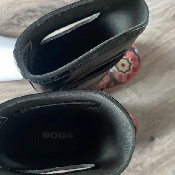 NWOT Bogs for Kids Rain-boots Size 10