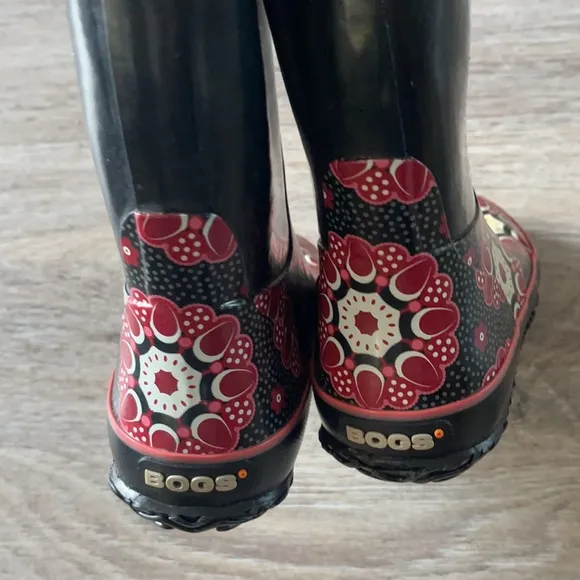 NWOT Bogs for Kids Rain-boots Size 10