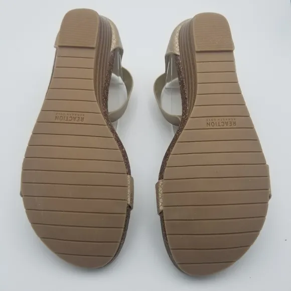 NWOT Kenneth Cole Reaction Great Gal T-Strap Wedge Sandals, Soft Gold, Size 8.5