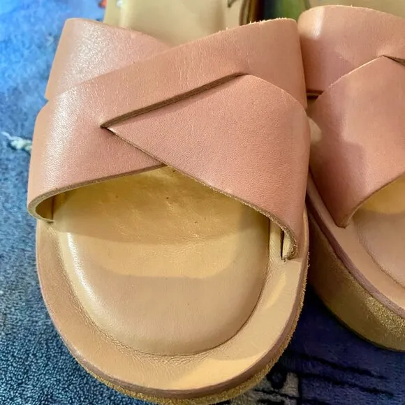 NWOT Kork-Ease Ava Classic - Size 7 - Natural Vechettta Leather Wedge Sandals