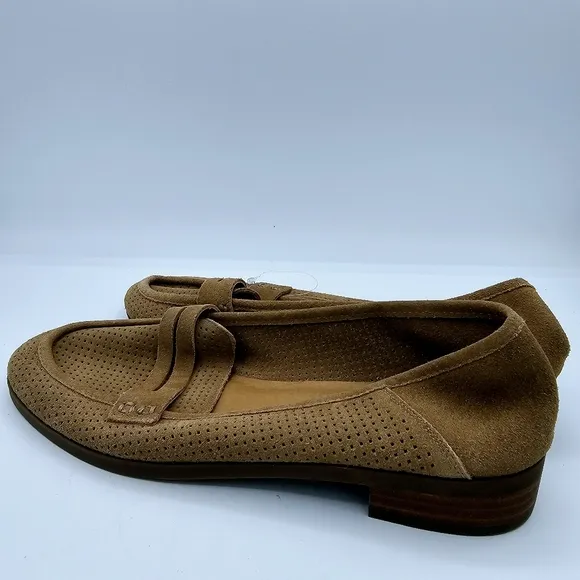 NWOT Lucky Brand Caylonp Tan Perforated Suede Leather Loafers