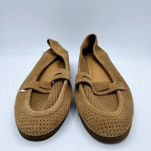 NWOT Lucky Brand Caylonp Tan Perforated Suede Leather Loafers