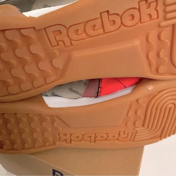 NWOT Reebok Workout Plus ATI Radiant Red Sneakers US Size 7/EUR 39 Unisex