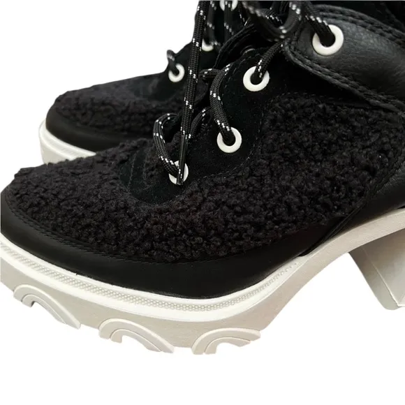 NWOT Sorel Brex Heel Cozy Lace Up Waterproof Boots Black/Sea Salt - Sz 9