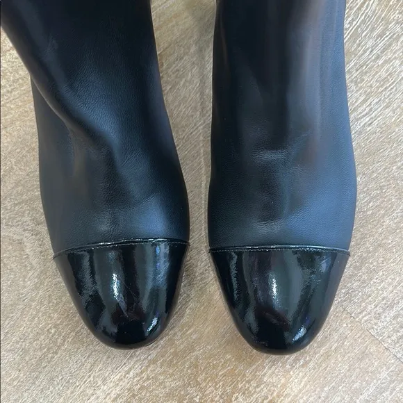 NWOT Stuart Weitzman Kiandra Leather Booties 5
