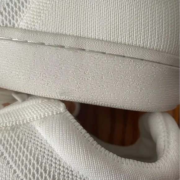NWOT!VIVAIA Unisex V Prime White Water Repellent Sustainable Sneakers SZ43 11.5
