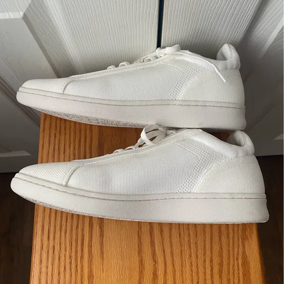 NWOT!VIVAIA Unisex V Prime White Water Repellent Sustainable Sneakers SZ43 11.5