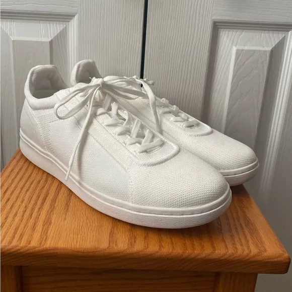 NWOT!VIVAIA Unisex V Prime White Water Repellent Sustainable Sneakers SZ43 11.5