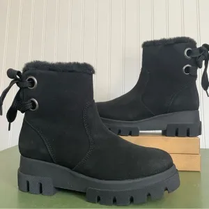 NWT Bos. &amp; Co. CACHET Waterproof Wool Lined Lace-Back Boots in Black Suede