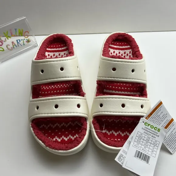 NWT Crocs Classic Cozzzy Holiday Sweater Women's Sandals with CHARMS!!  SZ-W8/M6