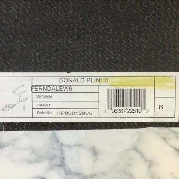 NWT Donald Pliner Ferndale Style Women's Stiletto Sandals Sand Color Size 6