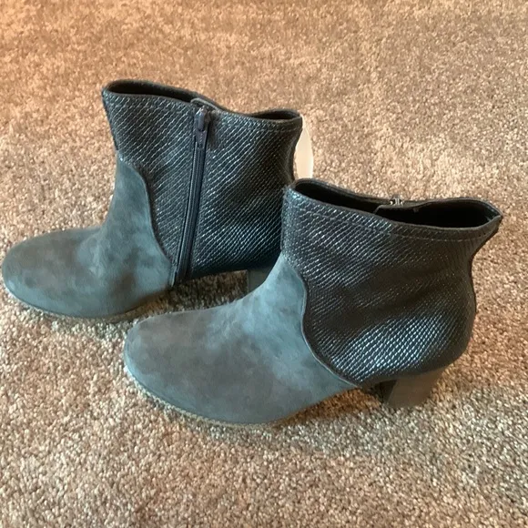 NWT Gabor Ankle Boots- Gorgeous Slate Gray Snake Leather &amp; Suede Price Now FIRM