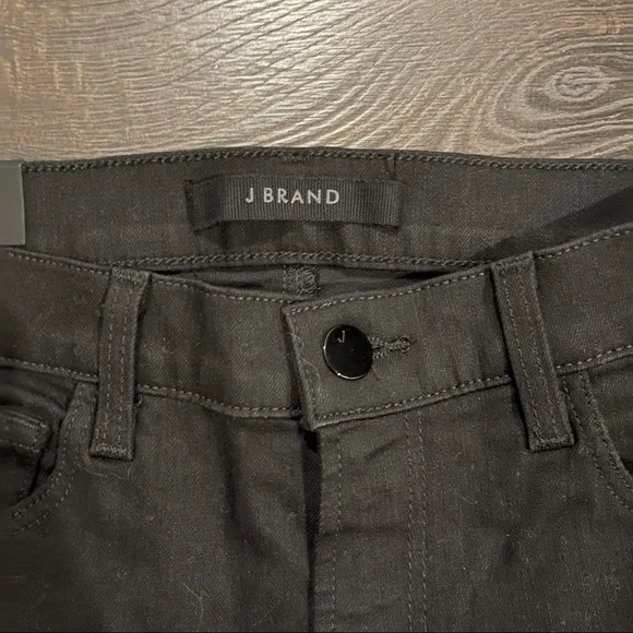 NWT J Brand Alana High-Rise Crop Skinny Jeans