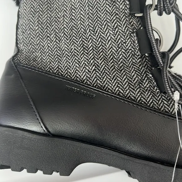 NWT Jambu Northgate Water Repellent Faux Fur Lace Up Winter Snow Boots