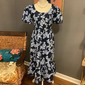 NWT ❤️ J. Crew Tiered Poplin Puff Sleeve MIDI Dress 👗