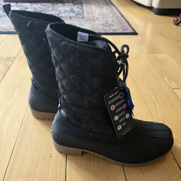 NWT Kamik Snow Boots Women’s 10 Sienna Rubber Duck Quilted Lace Up Insulated