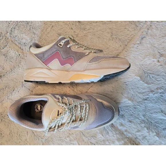 NWT Karhu ARIA 95 Sneakers - Size 7.5