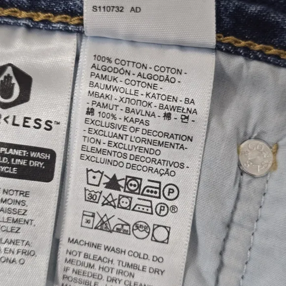 NWT Levi's 80s Mom High Rise Womens Jeans Size 30 Blue Premium