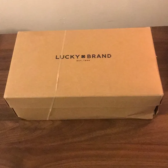 NWT Lucky Brand Leather Cahill Loafers
