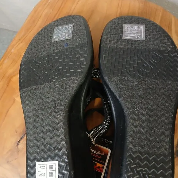 NWT Sketchers  Memory foam insole beaded slide in strappy sandal 2&quot; heel size 10