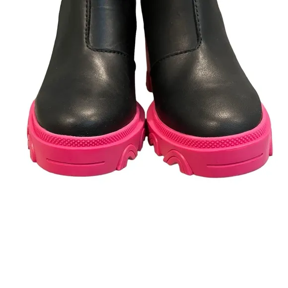 NWT, Sorel Brex Heel Chelsea Boots, Cactus Pink  Sz 5.5