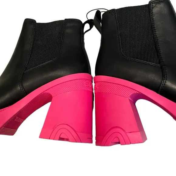 NWT, Sorel Brex Heel Chelsea Boots, Cactus Pink  Sz 5.5