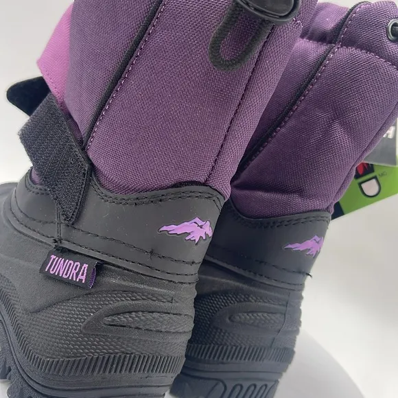 NWT Tundra Kids Thermal Snow Boots – Black/Purple Size 8
