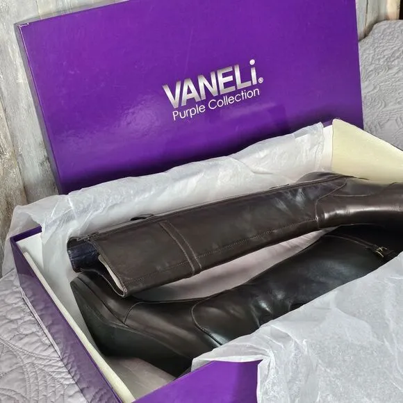 NWT VANELi  Larinda Tmoro Nappa Knee-High Boots Size 9N Dark Chocolate Brown