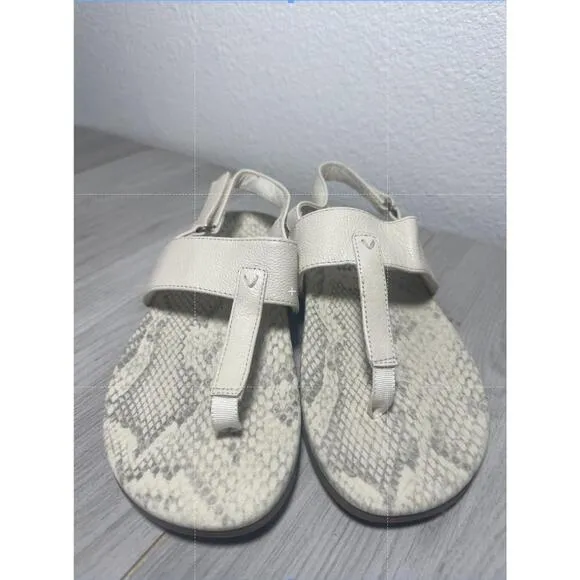 NWT Vionic Sandals Thong Minimalist Summer Casual Snake Tala Flat Sole Cream 6W