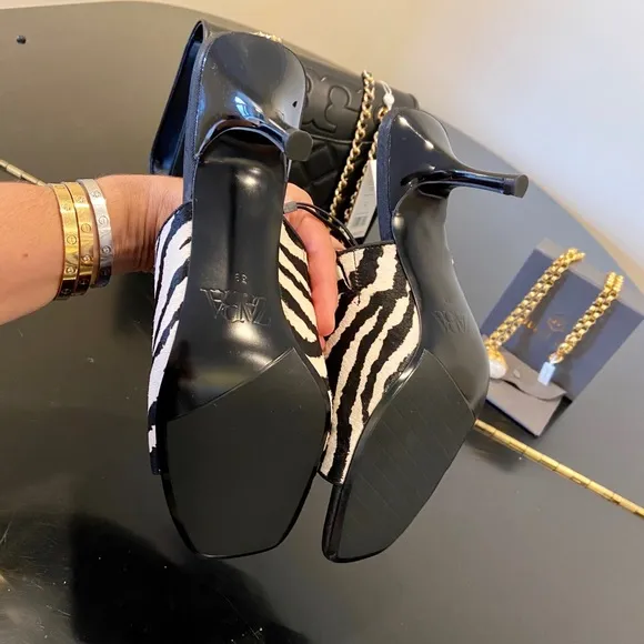 NWT Zara animal print leather sandals