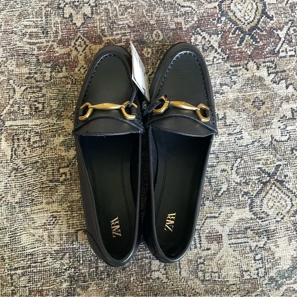 NWT Zara Leather Gold Hardware Loafers in Black - 7.5