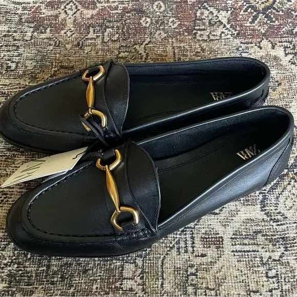 NWT Zara Leather Gold Hardware Loafers in Black - 7.5